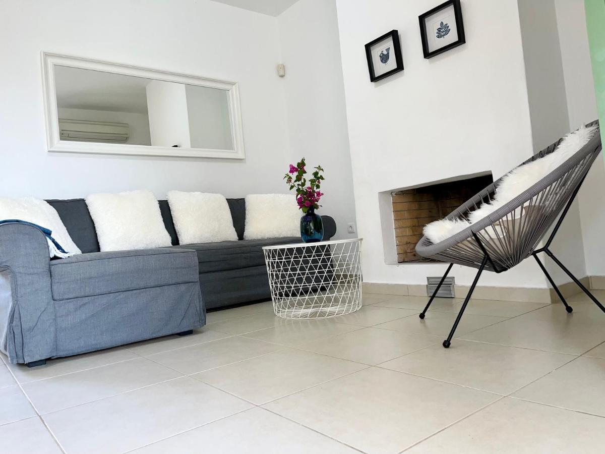 Gennadi Blue Sky Villas ภายนอก รูปภาพ