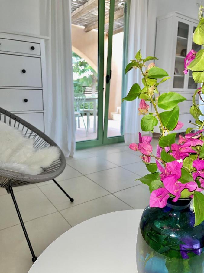 Gennadi Blue Sky Villas ภายนอก รูปภาพ