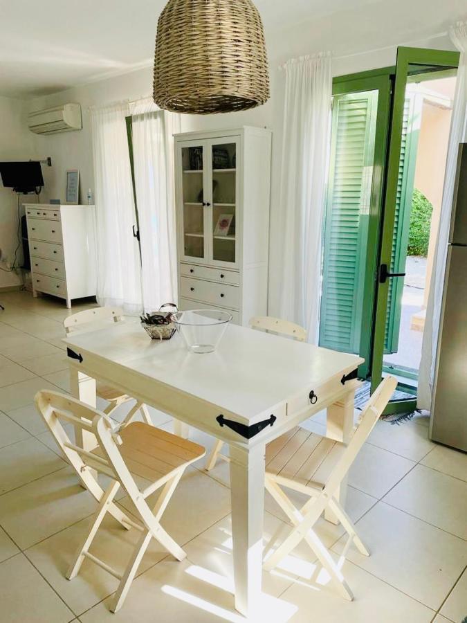 Gennadi Blue Sky Villas ภายนอก รูปภาพ