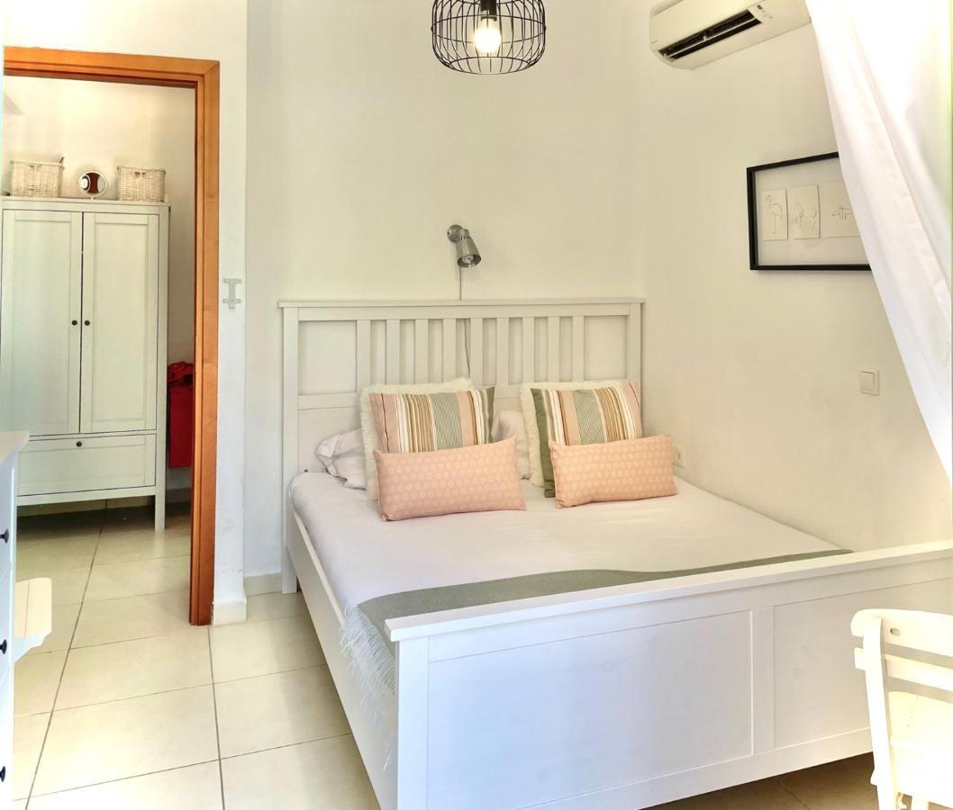 Gennadi Blue Sky Villas ภายนอก รูปภาพ