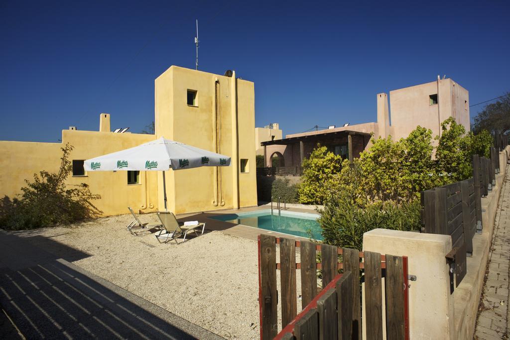 Gennadi Blue Sky Villas ภายนอก รูปภาพ