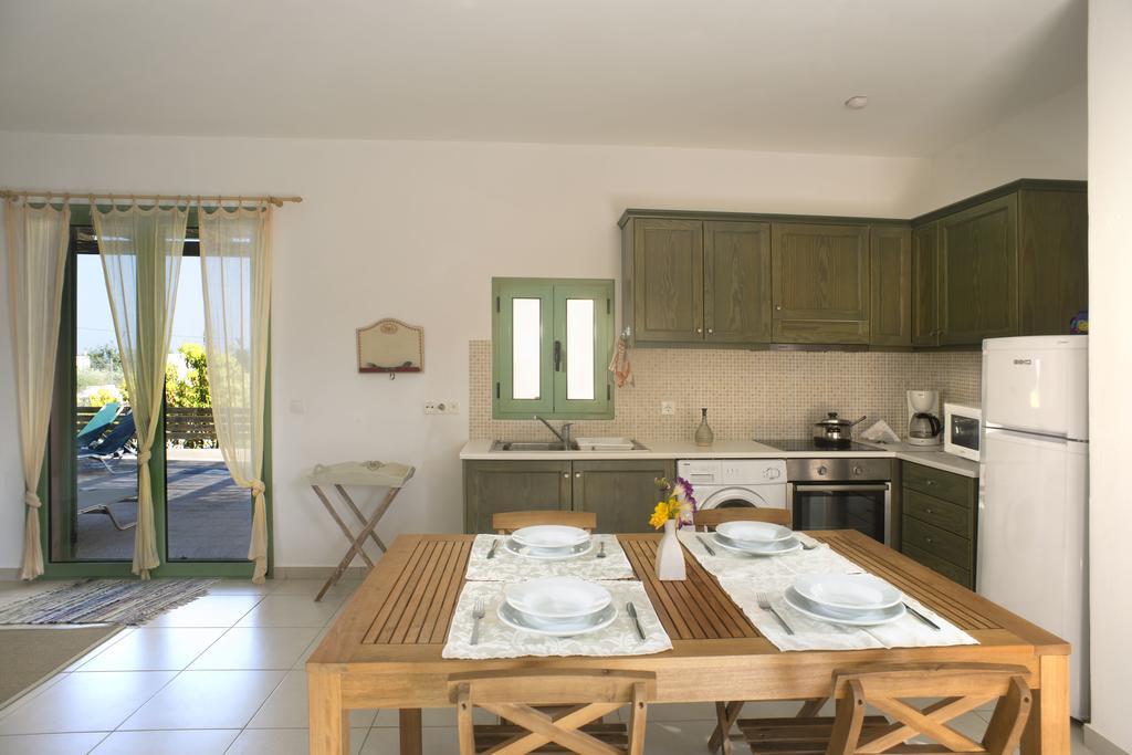 Gennadi Blue Sky Villas ภายนอก รูปภาพ