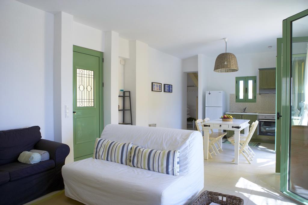 Gennadi Blue Sky Villas ภายนอก รูปภาพ