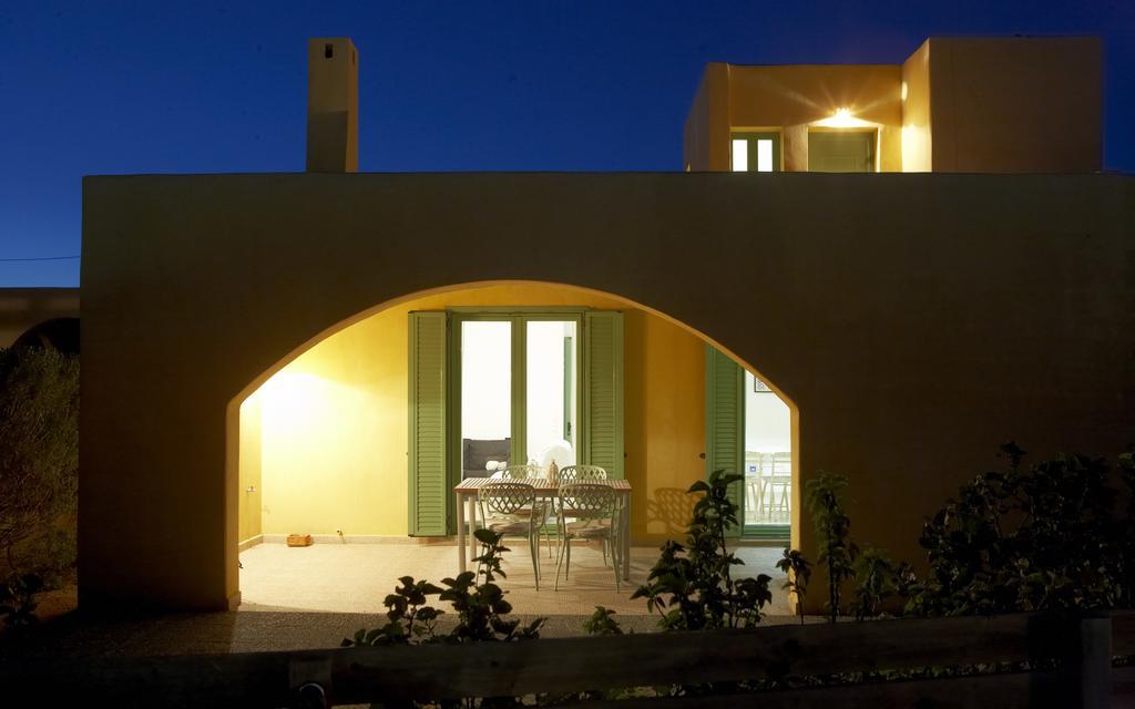 Gennadi Blue Sky Villas ภายนอก รูปภาพ