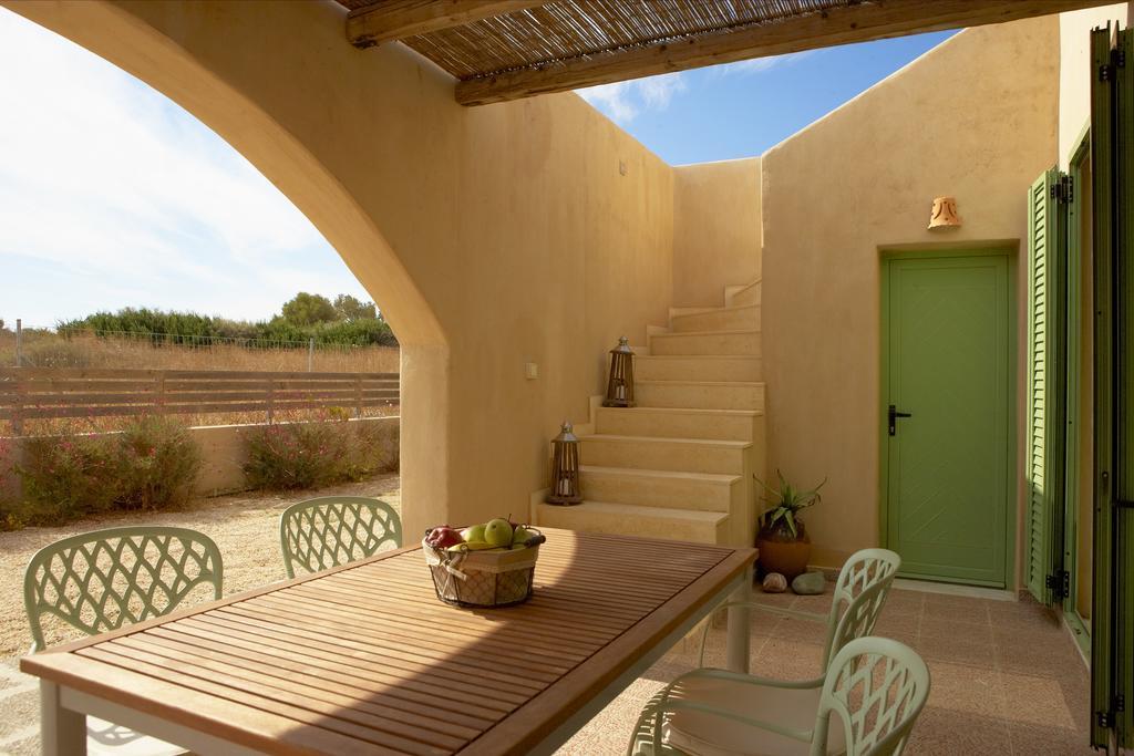 Gennadi Blue Sky Villas ภายนอก รูปภาพ