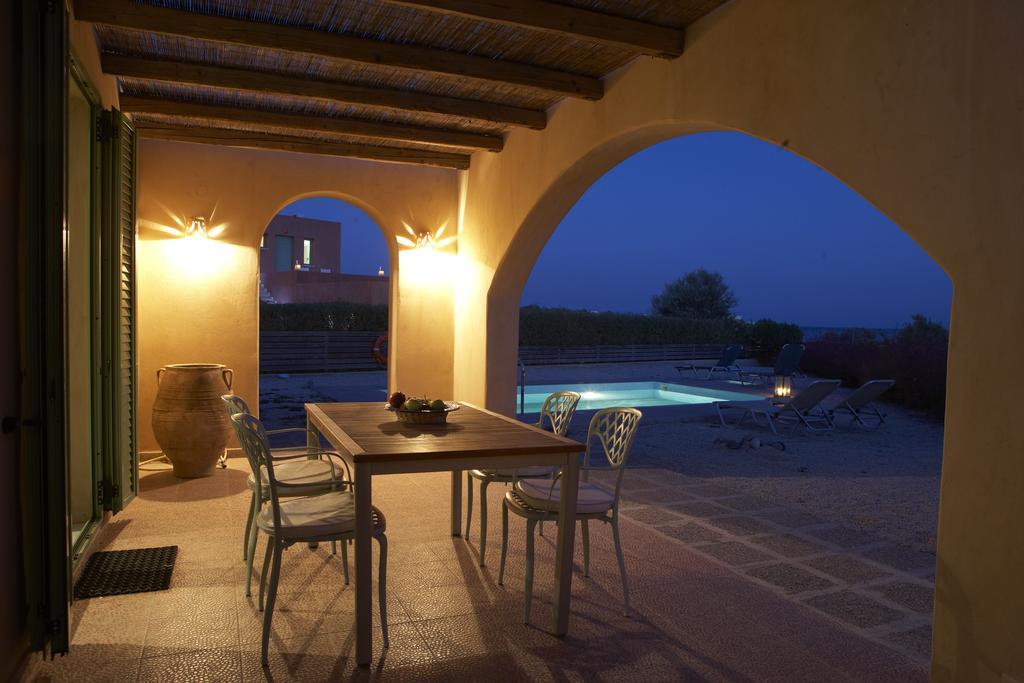 Gennadi Blue Sky Villas ภายนอก รูปภาพ