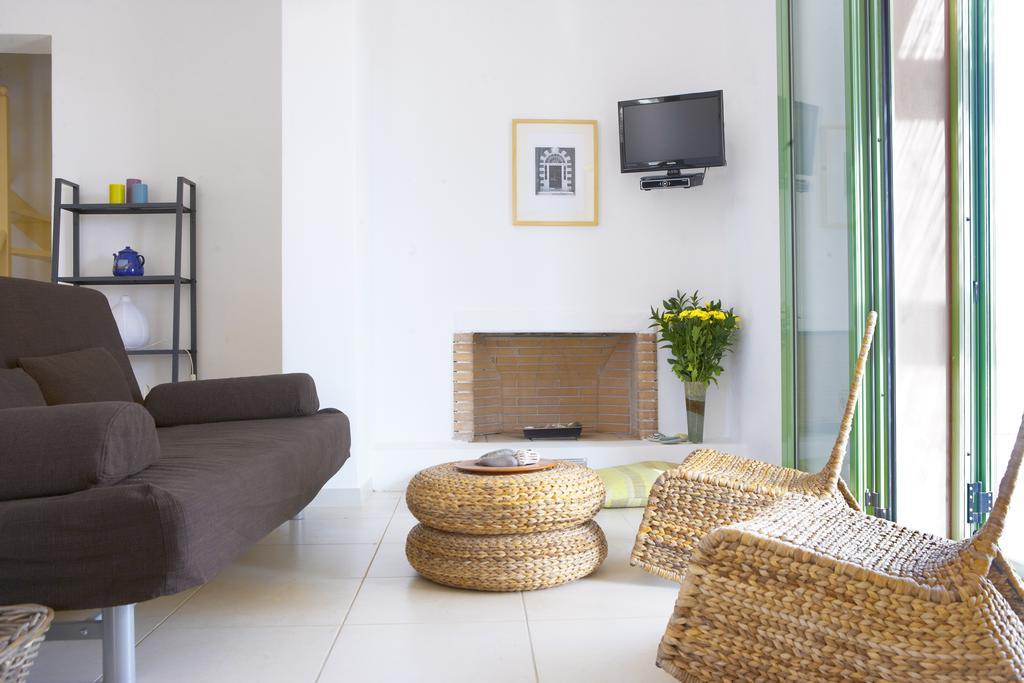 Gennadi Blue Sky Villas ภายนอก รูปภาพ